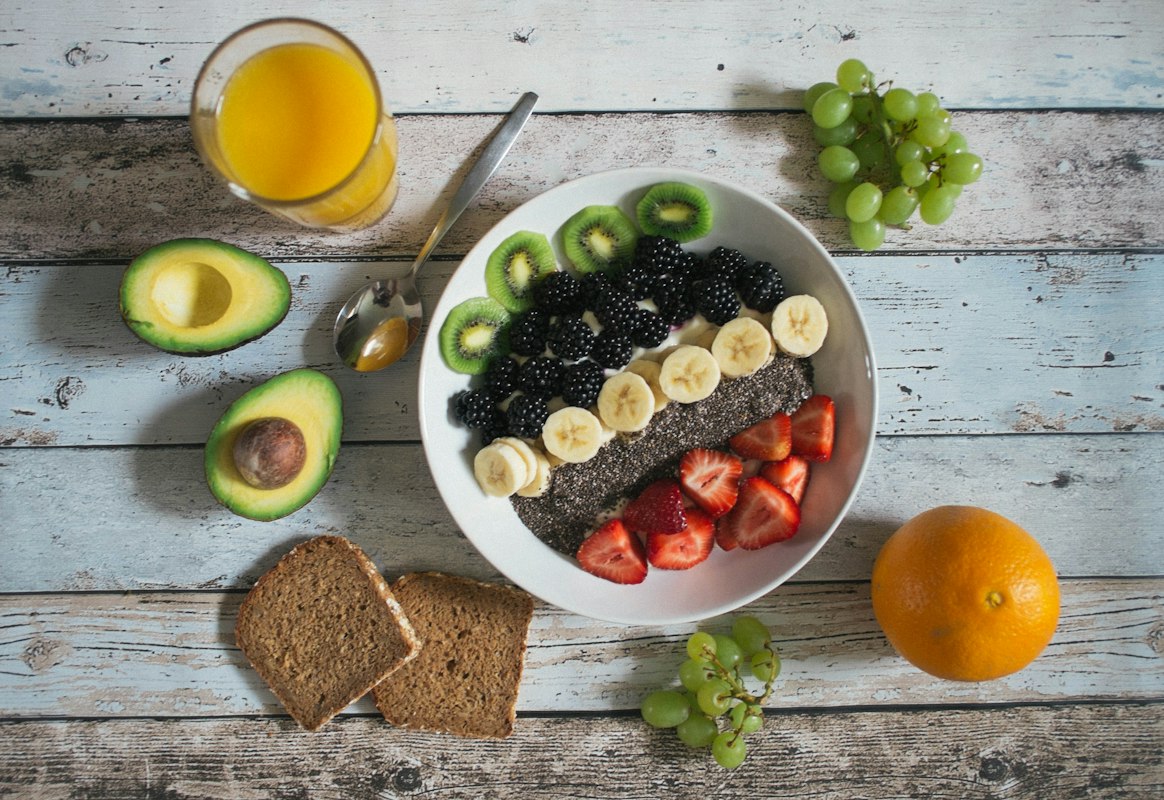 Snack salutare con frutta secca e semi